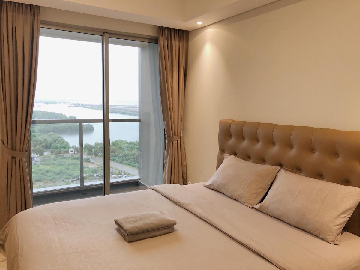 Gold Coast Pik Sea View Apartments By Longesuites Giacarta Esterno foto