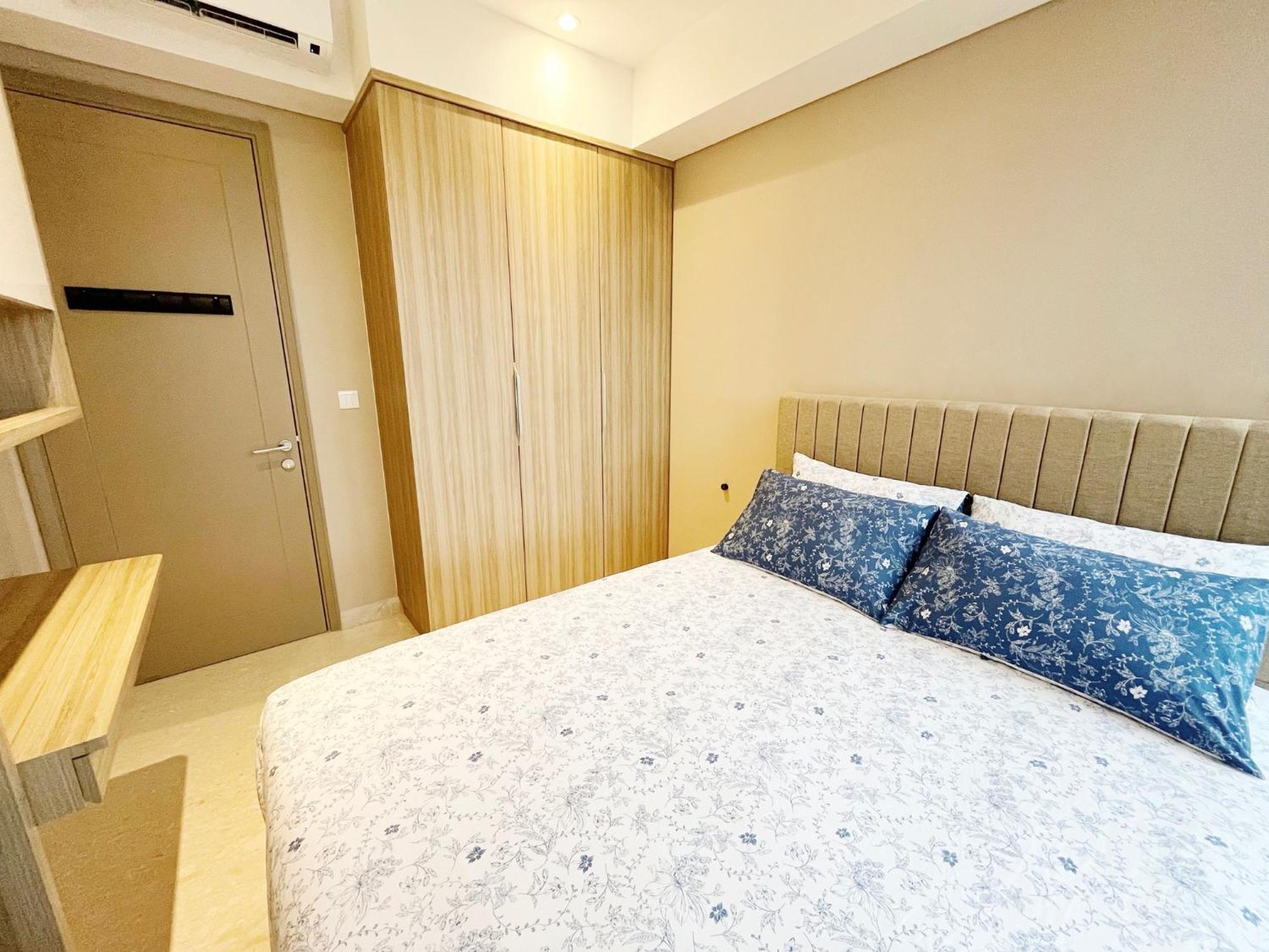 Gold Coast Pik Sea View Apartments By Longesuites Giacarta Camera foto