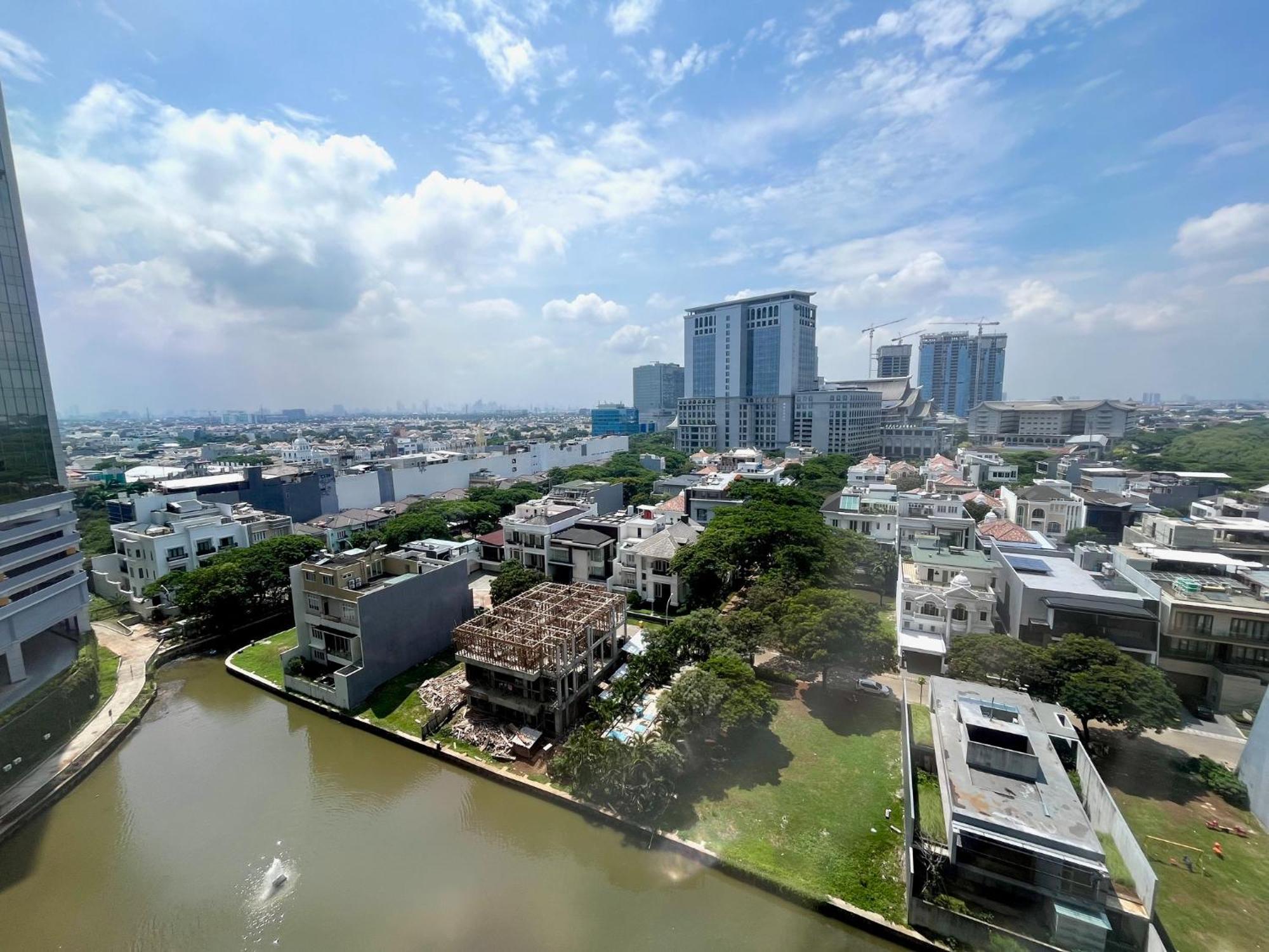 Gold Coast Pik Sea View Apartments By Longesuites Giacarta Camera foto