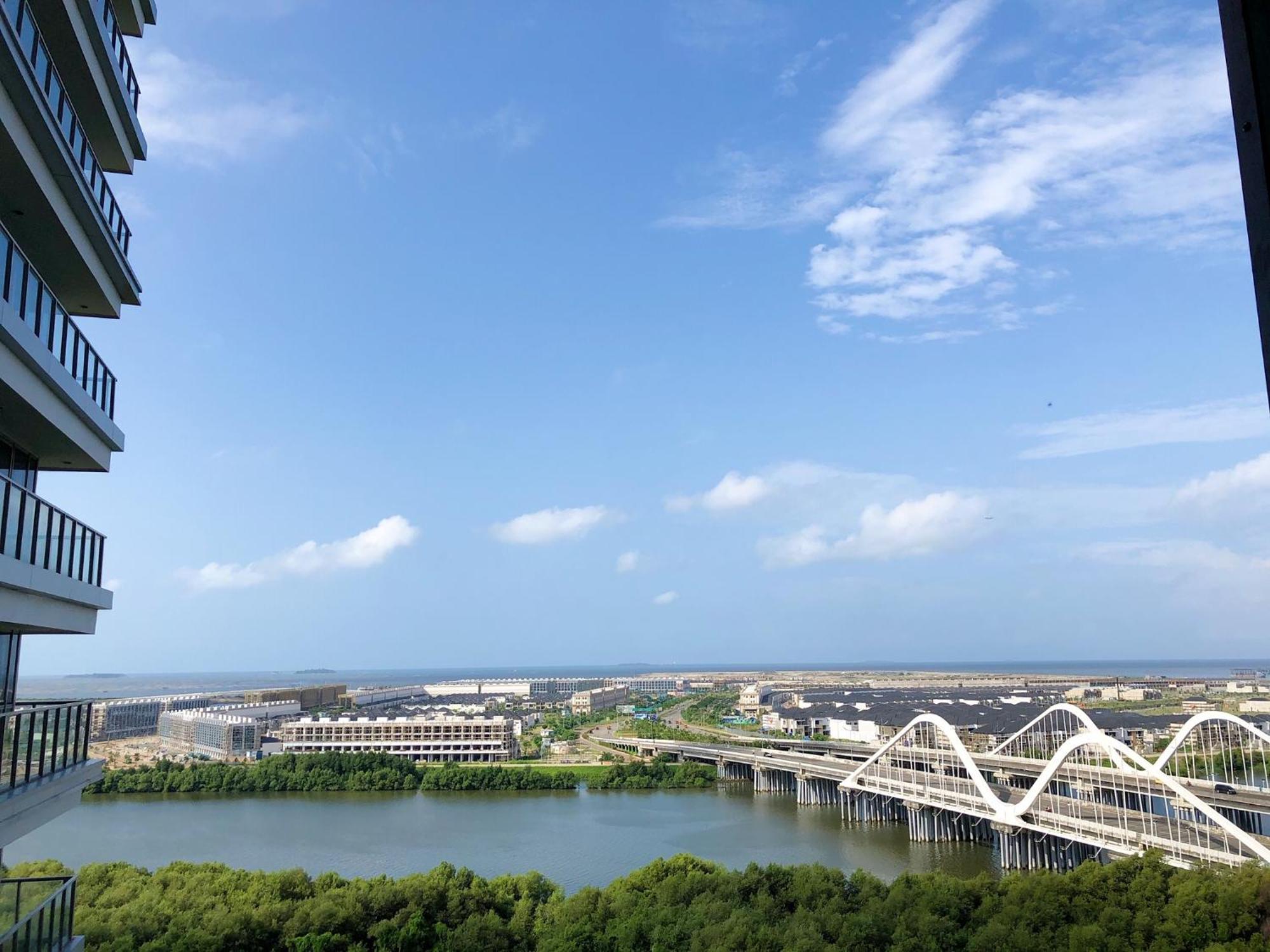 Gold Coast Pik Sea View Apartments By Longesuites Giacarta Camera foto