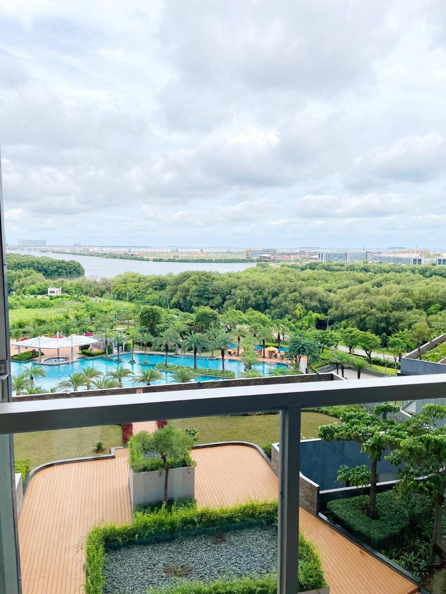 Gold Coast Pik Sea View Apartments By Longesuites Giacarta Camera foto
