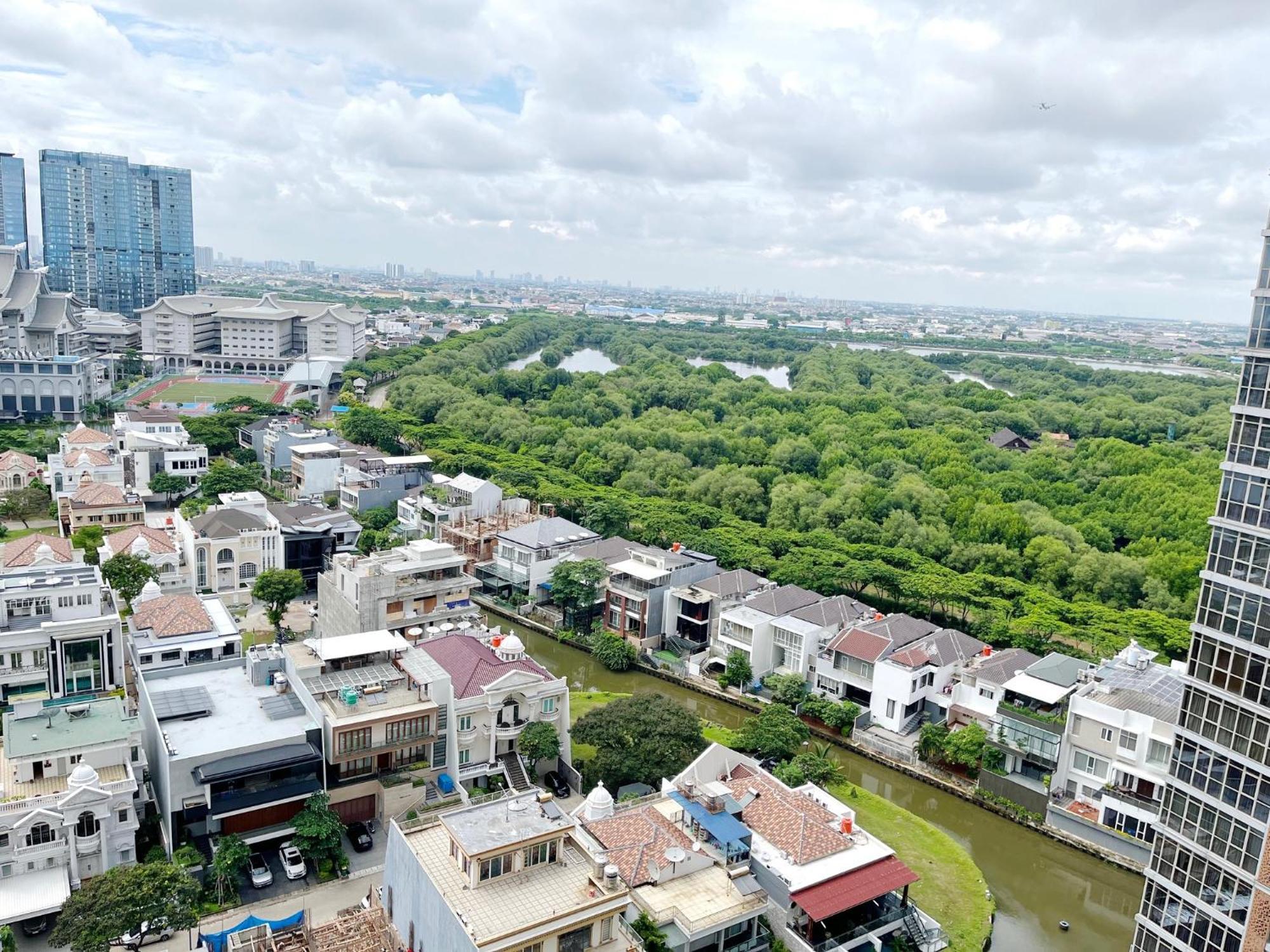 Gold Coast Pik Sea View Apartments By Longesuites Giacarta Camera foto