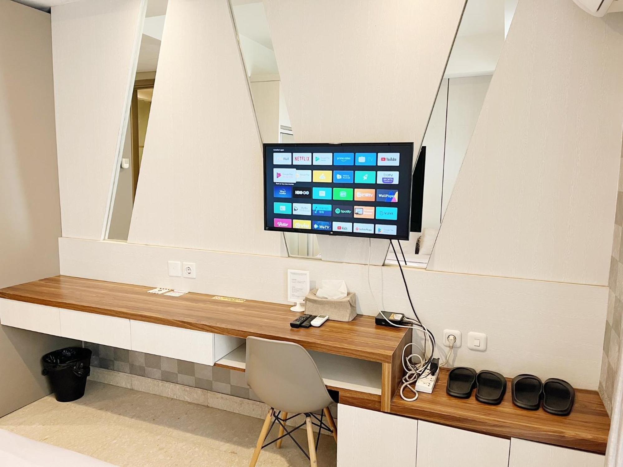 Gold Coast Pik Sea View Apartments By Longesuites Giacarta Camera foto