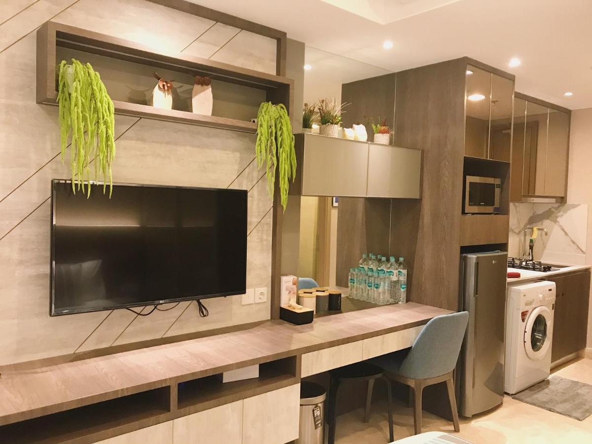 Gold Coast Pik Sea View Apartments By Longesuites Giacarta Esterno foto